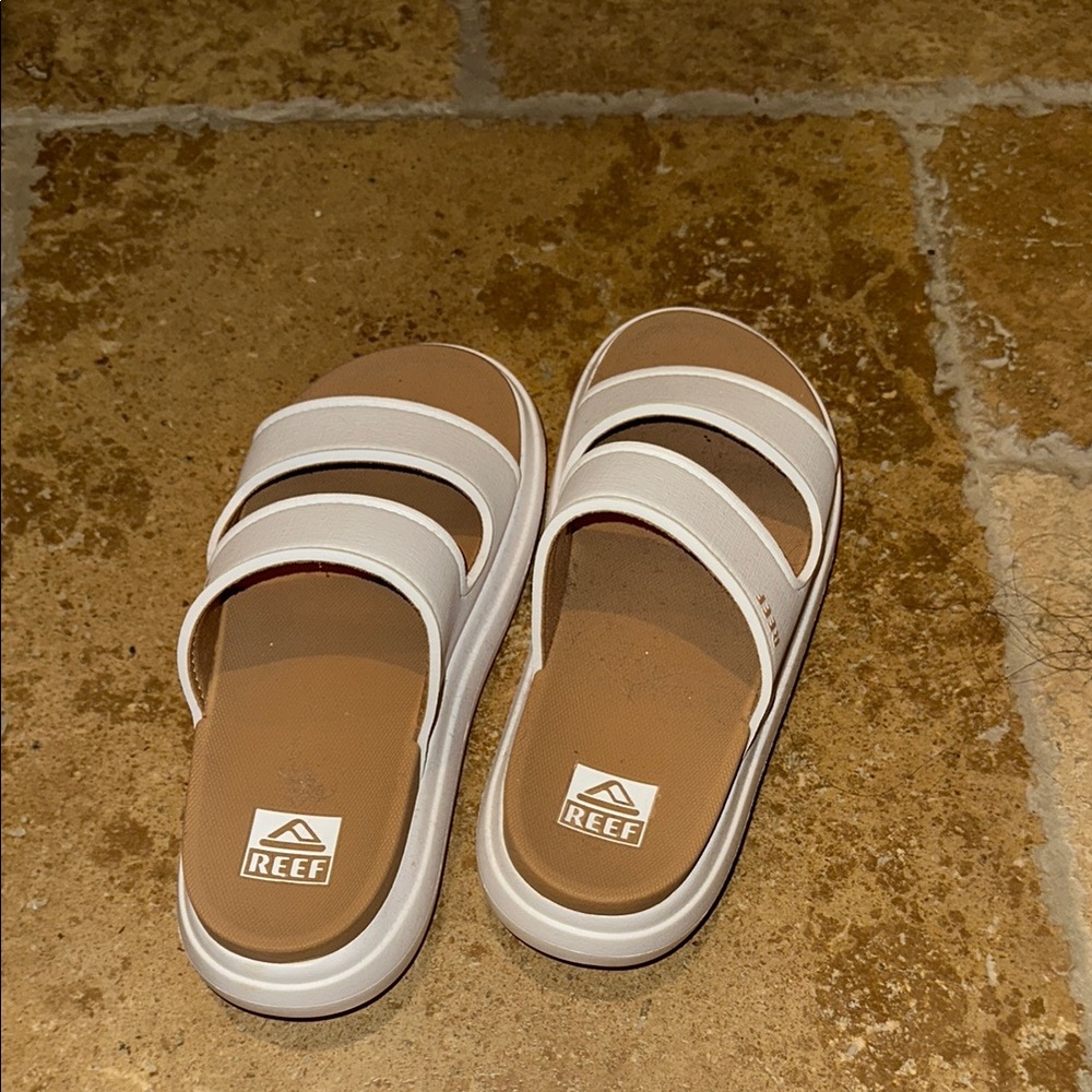 Reef White and Tan Sandals Casual Slip-On